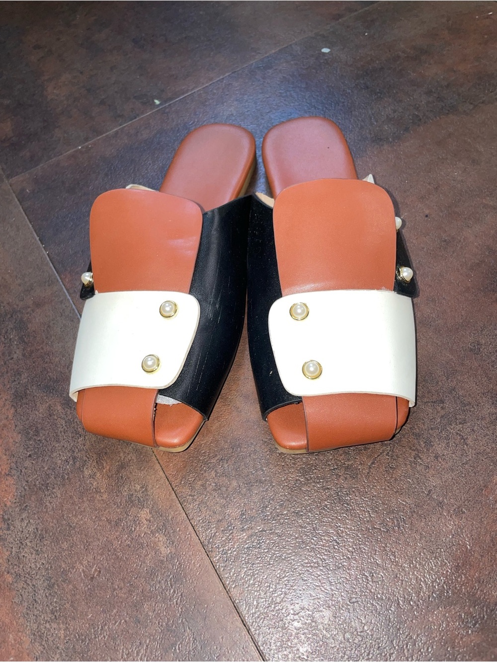 SHEIN Tricolor Pearl-Accent Slide Mules in Brown, Black & White